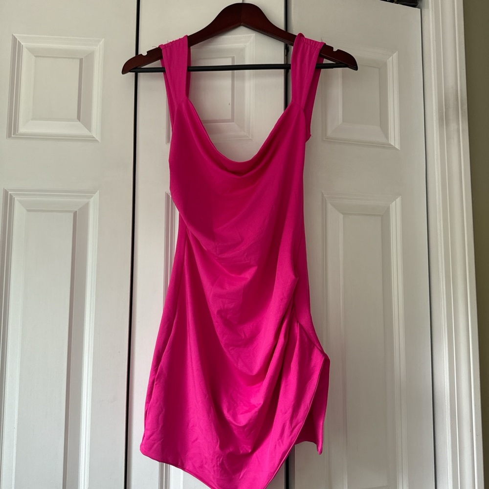Hot pink slitted mini dress!